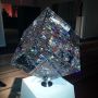 Wie oh wie raad de prijs van dit kunstwerk van Jon Kuhn!