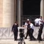 @Jorge_MoralesB ..estamos esperando la nota del viaje de Padrés al Vaticano.. qfue a promover? @elalbertomedina