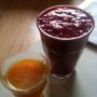 …vitaminerijk kopstootje om dag te beginnen ;-) Shake jus, geroosterde bietje, banaan, framboosjes en tomaat #mmm