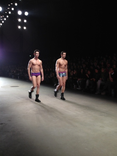 En meer page 3 mannen @mariannezw ? #Muchachomalo #afw 