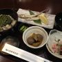 本日の気まぐれランチは
『春の仙人御膳』
内容は ひじきご飯タタキわらびがけ ・ お刺身2点盛り・メギスの焼物・お新香・味噌汁・玉こんにゃくと牛蒡の煮物です。
これだけついて850円です。
皆様お待ちしております。