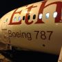 ET700便ロンドンヒースロー空港行。シップは787-8。予約時にはこの便だけ使用機材の情報が無かったので？と思っていたが、エチオピア航空の787に乗れてラッキーだった。