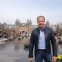 Nu vraag ik me toch echt af of mijn Koningslied niet beter is. ?