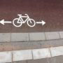 Gemeente Amsterdam graffiti: fietspad! #tourists
