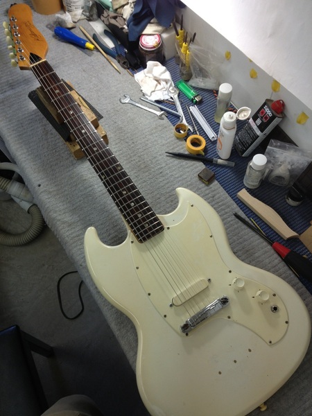 karamazoo KG-1 60年代のギター | ギターの音が聴こえたら。