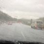 Hemos tenido que aminorar en la A-8 SS - Bilbao #Granizo